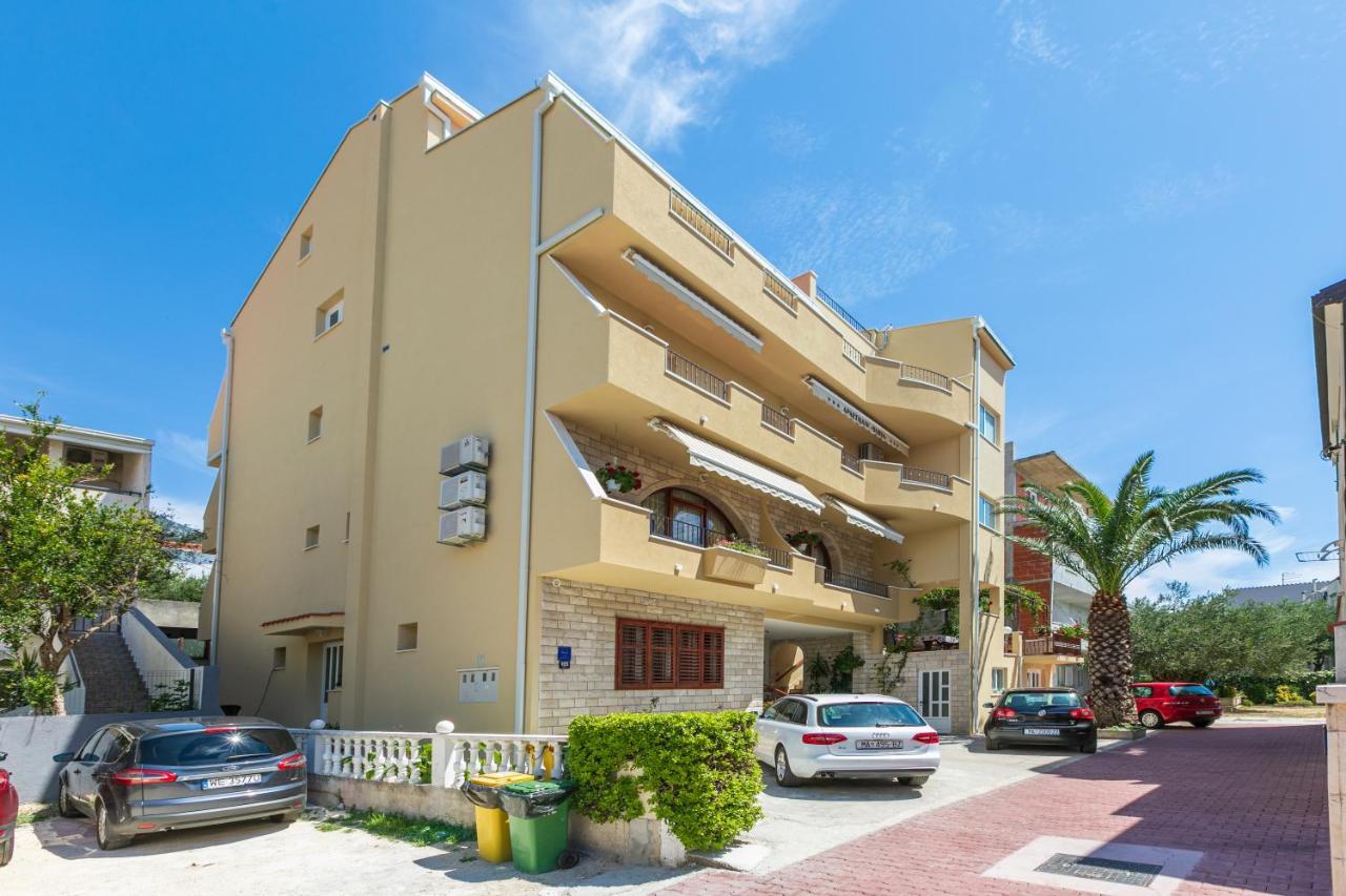 Apartments Barba Tučepi Exteriör bild