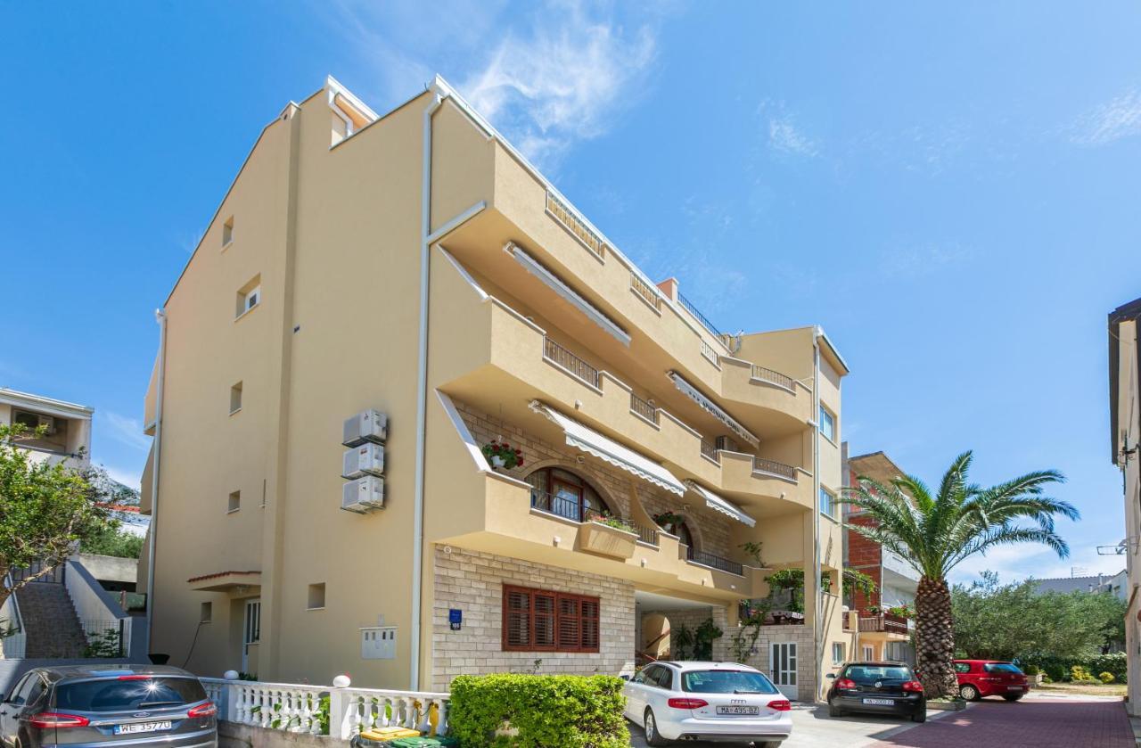 Apartments Barba Tučepi Exteriör bild